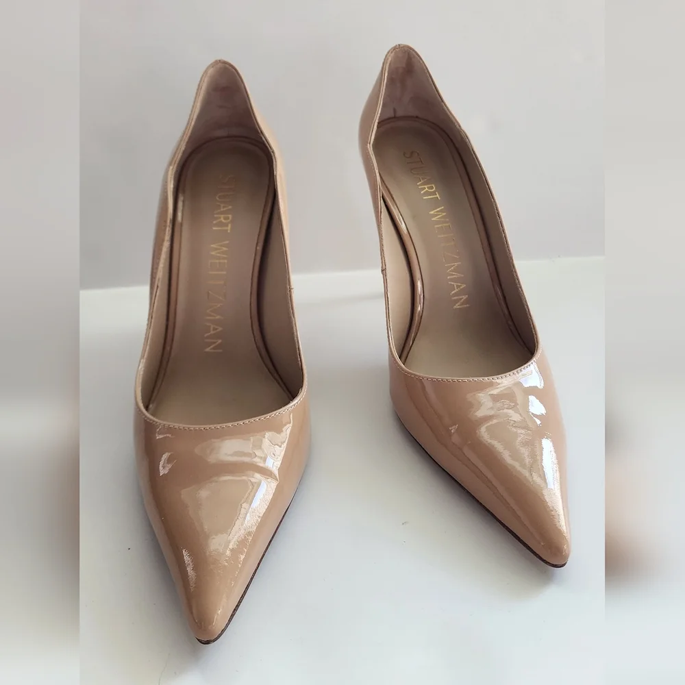 Women‎ Shoes. Stuart Weitzman Nude Patent Leather Pumps